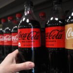 Coca-Cola отзывает напитки в Европе из-за повышенного содержания химикатов